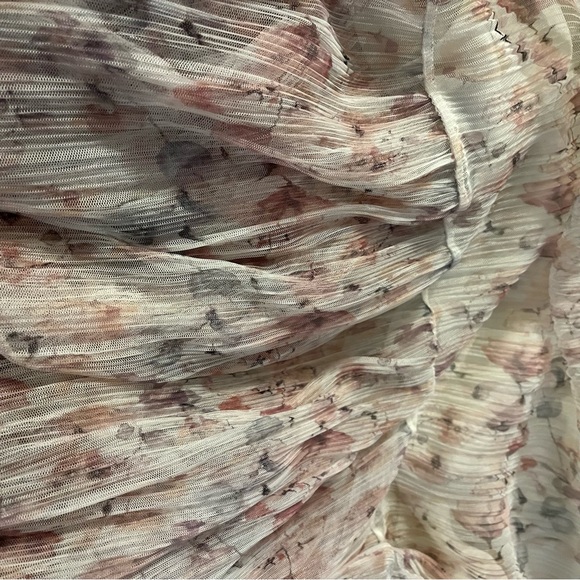 Zara Ivory (with floral ditsy print) pleated maxi skirt - Picture 3 of 6